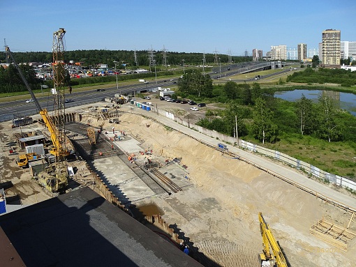 БФА в Озерках, вид в сторону Cуздальского пр.